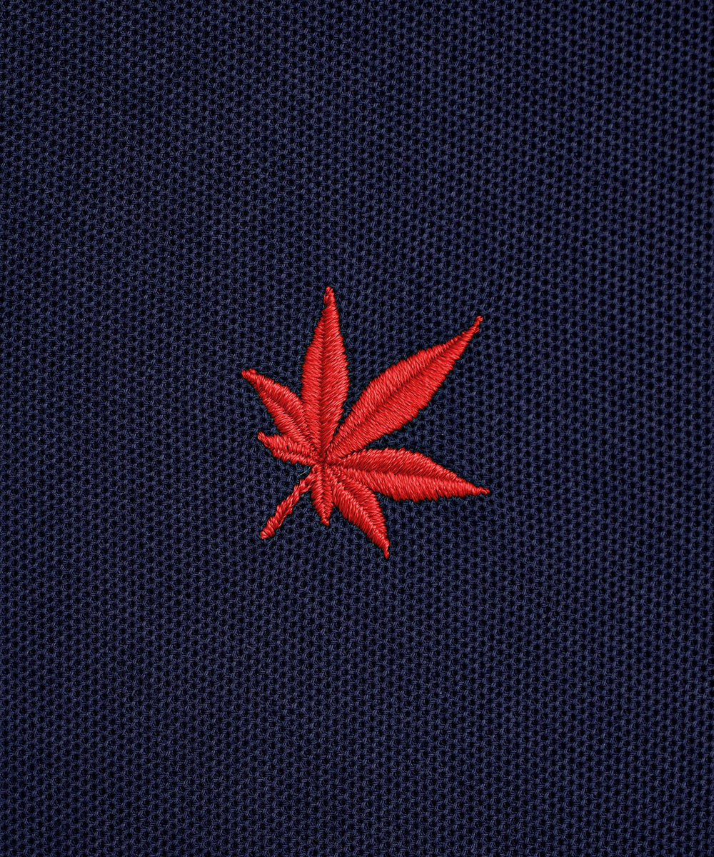 #color_navy-with-red-leaf