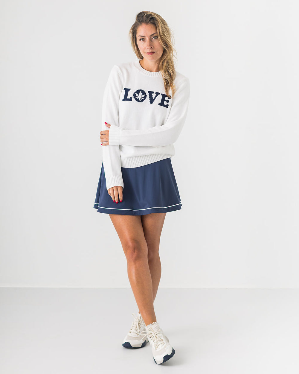 "LOVE" Sweater in White