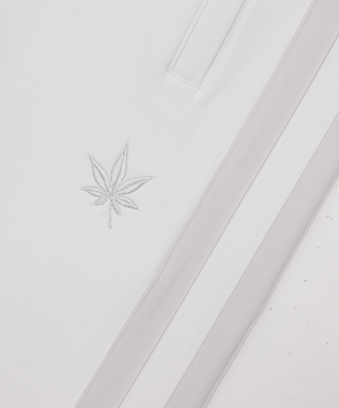 Tipped Warm-Up Pant 2.0 in White Grey