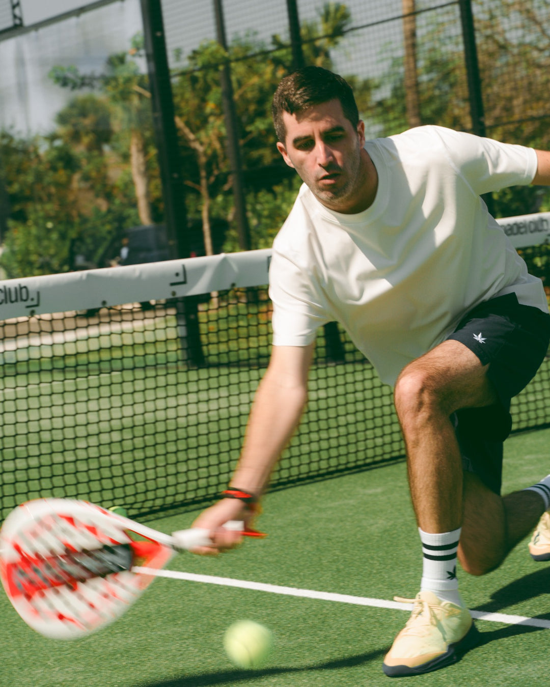 Boast Padel Racquet Tee in Black